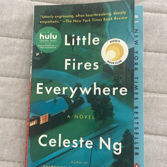 4 popular books - Picture 2 of 9